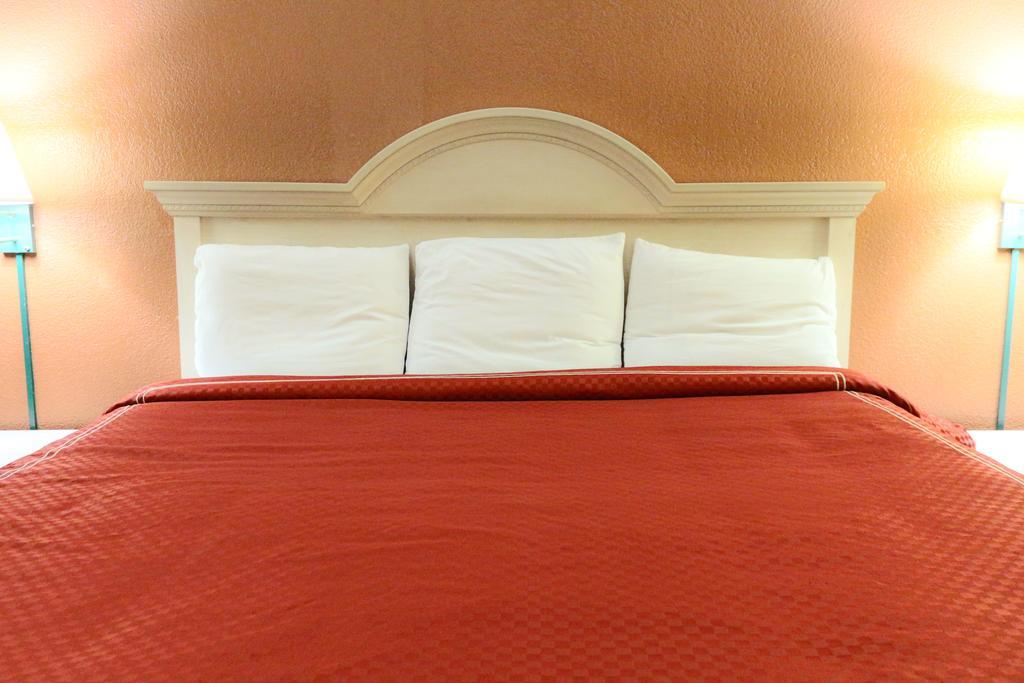 Americas Best Value Inn And Suites Houston Fm 1960 Luaran gambar